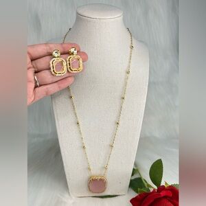 Gorgeous Gold With T-Pink Mona Lisa Stone Pendant And Earrings Set